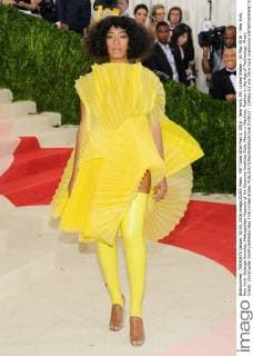 MET Gala 2016 May 2, 2016 - New York, NY, United States - 02 May 2016 - New York, New York- Solange Knowles. Metropolitan Museum of Art Costume Institute Gala: Manus x Machina: Fashion in the Age of Technology. Photo Credit: Christopher Smith AdMedia New York United States - ZUMAa123