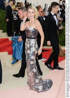 MET Gala 2016 May 2, 2016 - New York, NY, United States - 02 May 2016 - New York, New York- Naomi Watts. Metropolitan Museum of Art Costume Institute Gala: Manus x Machina: Fashion in the Age of Technology. Photo Credit: Christopher Smith AdMedia New York United States - ZUMAa123