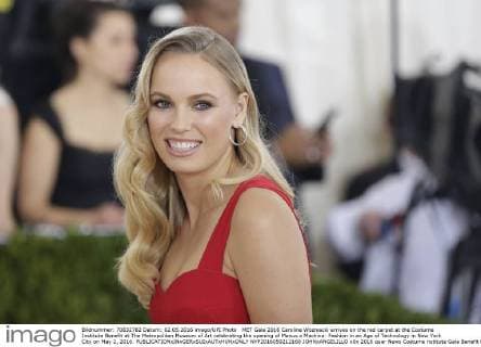 MET Gala 2016 Caroline Wozniacki arrives on the red carpet at the Costume Institute Benefit at The Metropolitan Museum of Art celebrating the opening of Manus x Machina: Fashion in an Age of Technology in New York City on May 2, 2016.  NYP2016050212160 JOHNxANGELILLO