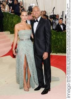 MET Gala 2016 May 2, 2016 - New York, NY, United States - 02 May 2016 - New York, New York- Hannah Davis, Derek Jeter. Metropolitan Museum of Art Costume Institute Gala: Manus x Machina: Fashion in the Age of Technology. Photo Credit: Christopher Smith AdMedia New York United States - ZUMAa123