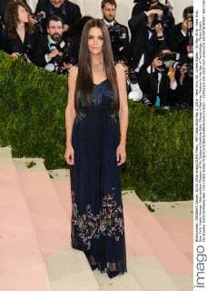 MET Gala 2016 May 2, 2016 - New York, NY, United States - 02 May 2016 - New York, New York- Katie Holmes. Metropolitan Museum of Art Costume Institute Gala: Manus x Machina: Fashion in the Age of Technology. Photo Credit: Christopher Smith AdMedia New York United States - ZUMAa123