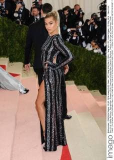 MET Gala 2016 May 2, 2016 - New York, NY, United States - 02 May 2016 - New York, New York- Hailey Baldwin. Metropolitan Museum of Art Costume Institute Gala: Manus x Machina: Fashion in the Age of Technology. Photo Credit: Christopher Smith AdMedia New York United States - ZUMAa123