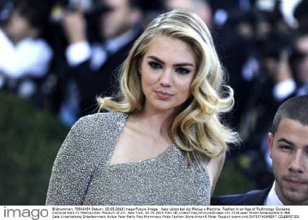 Kate Upton bei der Manus x Machina: Fashion in an Age of Technology Costume Institute Gala im Metropolitan Museum of Art. New York, 02.05.2016 Foto:xD.xVanxTinex xFuturexImage