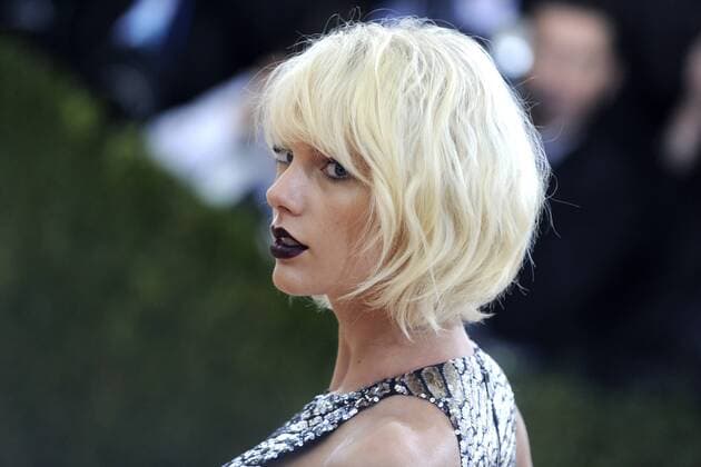 Themen der Woche Bilder des Tages Taylor Swift bei der Manus x Machina: Fashion in an Age of Technology Costume Institute Gala im Metropolitan Museum of Art. New York, 02.05.2016 Foto:xD.xVanxTinex xFuturexImage