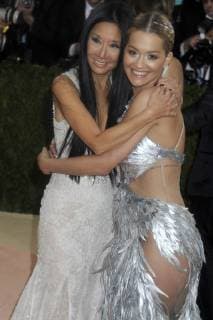 Vera Wang und Rita Ora bei der Manus x Machina: Fashion in an Age of Technology Costume Institute Gala im Metropolitan Museum of Art. New York, 02.05.2016 Foto:xD.xVanxTinex xFuturexImage