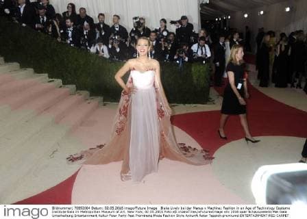 Blake Lively bei der Manus x Machina: Fashion in an Age of Technology Costume Institute Gala im Metropolitan Museum of Art. New York, 02.05.2016 Foto:xD.xVanxTinex xFuturexImage