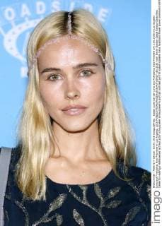 Isabel Lucas bei der Love and Friendship Kino Premiere am 3.05.2016 in Los Angeles Love and Friendship Kino Premiere in Los Angeles, 2016 