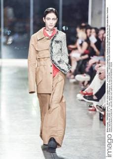 A model presents a creation by Avtandil from Georgia during the Mercedes-Benz Fashion Week Fall Winter 2016-17, in Tbilisi, capital of Georgia, on May 5, 2016. ) GEORGIA-TBILISI-FASHION WEEK GiorgixInduashvili 