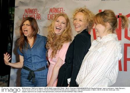 Berlin Premiere MAENGELEXEMPLAR Claudia Eisinger, Laura Lackmann, Katja Riemann, Laura Tonke Ankunft zur Berlin Premiere MAENGELEXEMPLAR im Kino Cinestar in der Kulturbrauerei in Berlin, 09.05.2016