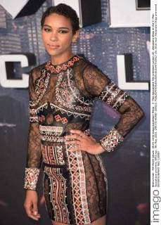 X -Men Apocalypse film premiere London.UK. Alexandra Shipp at the X -Men Apocalypse premiere, BFI Imax. 9th May 2016. LMK370-60480-100516. 