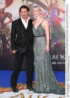 . 10 05 2016. London, United Kingdom . Johnny Depp and Mia Wasikowska arriving at the Alice Through the Looking Glass premiere in London.  xStephenxLockx xi-Imagesx IIM-12626-0037