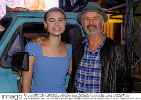 Wolf Creek Serienpremiere in Sydney Australia: Wolf Creek TV Series Launch Stars of the new TV series Wolf Creek Lucy Fry and John Jarratt speak pose next to the truck from the movie at the streaming service Stan TV series launch. Wolf Creek (2005) was an Australian horror film written, co-produced, and directed by Greg McLean, and starring John Jarratt. FOR EDITORIAL USE ONLY.Pacific Press Agency  HughxPeterswald