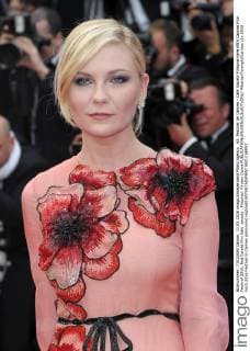 69. Festival de Cannes - Cafe Society Filmpremiere 69th Cannes Film Festival 2016, Red Carpet film Cafe society . Pictured: Kirsten Dunst  AlbertoxTerenghi Cannes