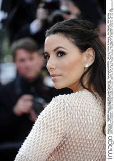 Eva Longoria CINEMA : 69 eme Festival de Cannes - Red Carpet - Cafe Society - 11 05 2016 LoicThebaudx 