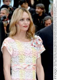207496 De Rosa-Garcia Starface 2016-05-11 Cannes France 69th Annual Cannes Film Festival. Opening. Red Carpet of Cafe Society . 69ème Festival International du film de Cannes. Ouverture. Montée des marches du film Cafe Society . Paradis, Vanessa  Copyright: xDexRosa-Garciax xStarfacex STAR_207496_319
