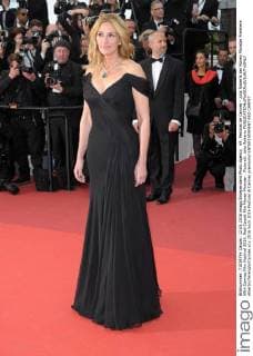 69. Festival de Cannes - Julia Roberts bei Money Monster Premiere 69th Cannes Film Festival 2016, Red Carpet film Money Monster . Pictured: Julia Roberts  AlbertoxTerenghi Cannes