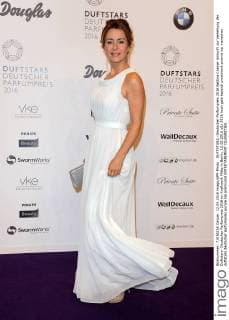 DUFTSTARS -Deutscher Parfumpreis 2016 Bettina Cramer Ankunft zur Verleihung der Duftstars- Deutscher Parfumpreis 2016 im Kraftwerk Mitte in Berlin, 12.05.2016