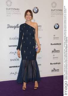 DUFTSTARS -Deutscher Parfumpreis 2016 Eva Padberg Ankunft zur Verleihung der Duftstars- Deutscher Parfumpreis 2016 im Kraftwerk Mitte in Berlin, 12.05.2016
