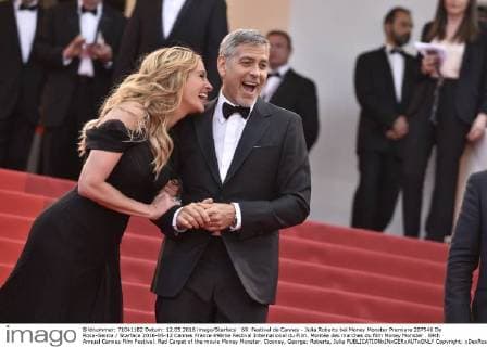 69. Festival de Cannes - Julia Roberts bei Money Monster Premiere 207546 De Rosa-Garcia Starface 2016-05-12 Cannes France 69ème Festival International du Film. Montée des marches du film Money Monster . 69th Annual Cannes Film Festival. Red Carpet of the movie Money Monster. Clooney, George; Roberts, Julia  Copyright: xDexRosa-Garciax xStarfacex STAR_207546_270
