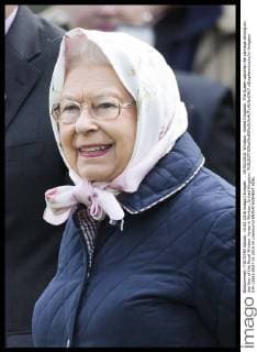 . 14 05 2016. Windsor, United Kingdom. The Queen watches the carriage driving on day four of the Royal Windsor Horse in Windsor, United Kingdom.  xStephenxLockx xi-Imagesx IIM-12653-0037