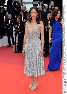 69. Festival de Cannes: The BFG Filmpremiere 69th Cannes Film Festival 2016, Red Carpet film The BFG . Pictured: Berenice Bejo  SimonexComi Cannes