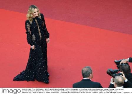 207671 Clement Prioli Starface 2016-05-15 Etats-Unis 69ème Festival International du Film de Cannes. Montee des marches du film Le Mal de Pierres , vue depuis la terrasse de la Cinefondation. 69th Annual Cannes Film Festival. Red Carpet of the movie « Le Mal de Pierres , view from de CineFondation Terrass. Paradis, Vanessa  Copyright: xClementxPriolix STAR_207671_021