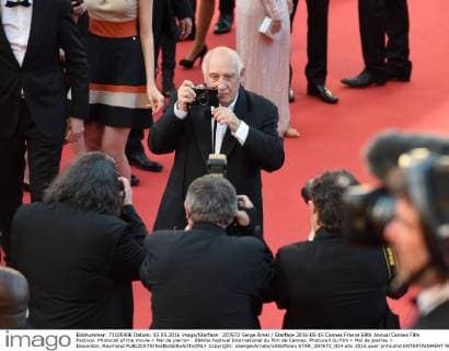 207672 Serge Arnal Starface 2016-05-15 Cannes France 69th Annual Cannes Film Festival. Photocall of the movie « Mal de pierre» . 69ème Festival International du film de Cannes. Photocall du film « Mal de pierres » Depardon, Raymond  Copyright: xSergexArnalx xStarfacex STAR_207672_014