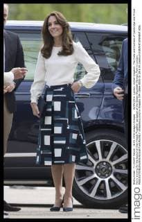 . 16 05 2016. London, United Kingdom. The Duke and Duchess of Cambridge and Prince Harry arriving for the launch of their Heads Together campaign at the Queen Elizabeth Olympic Park in London.  xStephenxLockx xi-Imagesx IIM-12666-0026