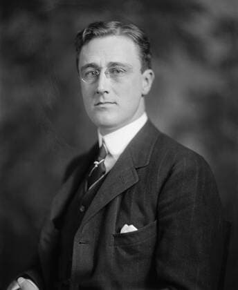 Franklin Roosevelt, Portrait, circa 1915 - ZUMAg145