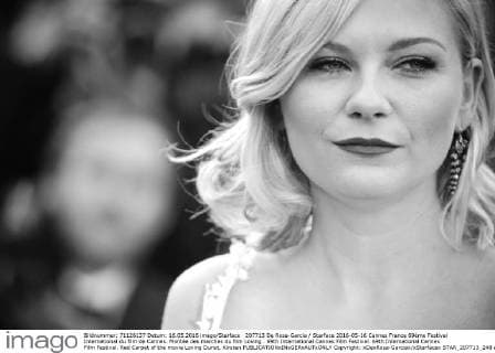 207713 De Rosa-Garcia Starface 2016-05-16 Cannes France 69ème Festival International du film de Cannes. Montée des marches du film Loving . 69th International Cannes Film Festival. 69th International Cannes Film Festival. Red Carpet of the movie Loving Dunst, Kirsten  Copyright: xDexRosa-Garciax xStarfacex STAR_207713_248