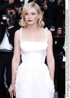 Kirsten Dunst attending the Loving premiere during the 69th Cannes Film Festival at the Palais des Festivals in Cannes on May 16, 2016 Foto:xD.xBedrosianx xFuturexImage