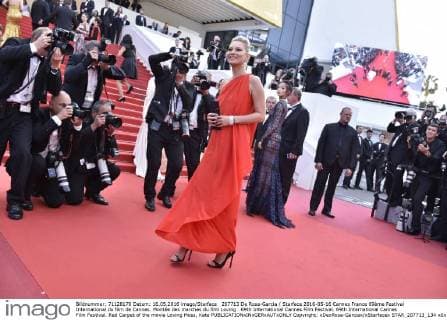 207713 De Rosa-Garcia Starface 2016-05-16 Cannes France 69ème Festival International du film de Cannes. Montée des marches du film Loving . 69th International Cannes Film Festival. 69th International Cannes Film Festival. Red Carpet of the movie Loving Moss, Kate  Copyright: xDexRosa-Garciax xStarfacex STAR_207713_134