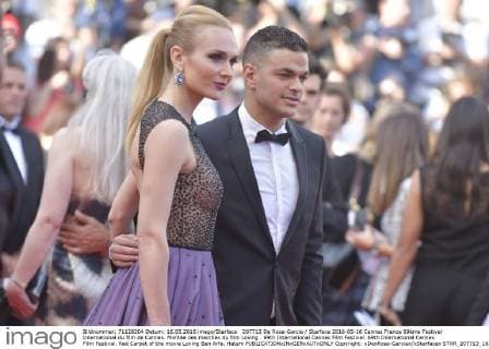 207713 De Rosa-Garcia Starface 2016-05-16 Cannes France 69ème Festival International du film de Cannes. Montée des marches du film Loving . 69th International Cannes Film Festival. 69th International Cannes Film Festival. Red Carpet of the movie Loving Ben Arfa, Hatem  Copyright: xDexRosa-Garciax xStarfacex STAR_207713_163