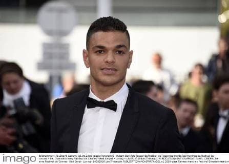 Hatem Ben Arfa joueur de football de l ogc nice monte les marches du festival de cannes - 69. Internationales Filmfestival Cannes - Red Carpet - Loving - 16 05 2016 LoicThebaudx 