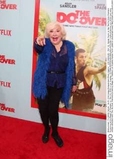 LOS ANGELES - MAY 16: Renee Taylor at the The Do-Over Premiere Screening at the Regal 14 Theaters on May 16, 2016 in Los Angeles, CA  KathyxHutchins