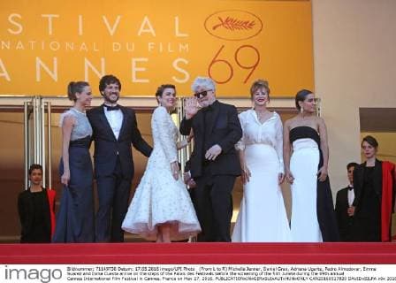 (From L to R) Michelle Jenner, Daniel Grao, Adriana Ugarte, Pedro Almodovar, Emma Suarez and Inma Cuesta arrive on the steps of the Palais des Festivals before the screening of the film Julieta during the 69th annual Cannes International Film Festival in Cannes, France on May 17, 2016.  CAN20160517820 DAVIDxSILPA