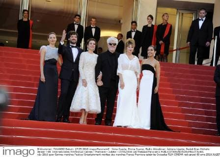 Inma Cuesta, Emma Suarez, Pedro Almodovar, Adriana Ugarte, Daniel Grao Michelle Jenner - 69. Internationales Filmfestival Cannes - Premiere - Julieta - 17 05 2016 LoicThebaud Panoramic 