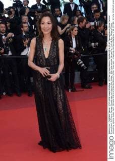 207766 De Rosa-Garcia Starface 2016-05-17 Cannes France 69ème Festival International du Film de Cannes. Montée des marches du film Julieta . 69th International Cannes Film Festival. Red Carpet of Pedro Almodovar s movie Julieta Yeoh, Michelle  Copyright: xDexRosa-Garciax xStarfacex STAR_207766_102