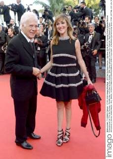 207766 De Rosa-Garcia Starface 2016-05-17 Cannes France 69ème Festival International du Film de Cannes. Montée des marches du film Julieta . 69th International Cannes Film Festival. Red Carpet of Pedro Almodovar s movie Julieta Bedos, Guy; Bedos, Victoria  Copyright: xDexRosa-Garciax xStarfacex STAR_207766_105