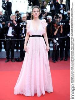 Barbara Palvin arrives on the red carpet before the screening of the film Julieta at the 69th annual Cannes International Film Festival in Cannes, France on May 17, 2016.  CAN20160517836 DAVIDxSILPA