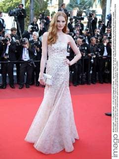 Alexina Graham arrives on the red carpet before the screening of the film Julieta at the 69th annual Cannes International Film Festival in Cannes, France on May 17, 2016.  CAN20160517846 DAVIDxSILPA