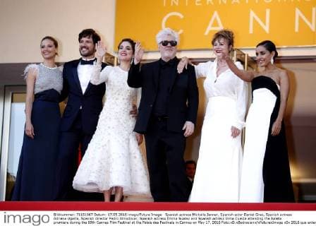 Spanish actress Michelle Jenner, Spanish actor Daniel Grao, Spanish actress Adriana Ugarte, Spanish director Pedro Almodovar, Spanish actress Emma Suarez and Spanish actress Inma Cuesta attending the Julieta premiere during the 69th Cannes Film Festival at the Palais des Festivals in Cannes on May 17, 2016 Foto:xD.xBedrosianx xFuturexImage