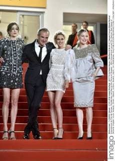 207770 De Rosa-Garcia Starface 2016-05-17 Cannes France 69ème Festival International du Film de Cannes. Montée des marches du film Personal Shopper . 69th International cannes Film festival. Red Carpet of Personal Shopper movie. Assayas, Olivier; Stewart, Kristen; Bouaziz, Sigrid; Von Waldstatten, Nora  Copyright: xDexRosa-Garciax xStarfacex STAR_207770_102