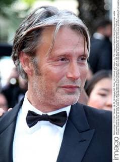 69. Festival de Cannes - La Fille Inconnue Premiere Mads Mikkelsen arrives on the red carpet before the screening of the film La Fille Inconnue (The Unknown Girl) at the 69th annual Cannes International Film Festival in Cannes, France on May 18, 2016.  CAN20160518851 DAVIDxSILPA