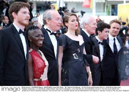 69. Festival de Cannes - La Fille Inconnue Premiere (From L to R) Olivier Bonnaud, Nadege Ouedraogo, Luc Dardenne, Adele Haenel, Jean-Pierre Dardenne, Louka Minnella and Jeremie Renier arrive on the red carpet before the screening of the film La Fille Inconnue (The Unknown Girl) at the 69th annual Cannes International Film Festival in Cannes, France on May 18, 2016.  CAN20160518855 DAVIDxSILPA