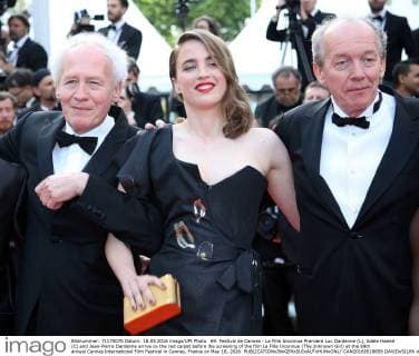 69. Festival de Cannes - La Fille Inconnue Premiere Luc Dardenne (L), Adele Haenel (C) and Jean-Pierre Dardenne arrive on the red carpet before the screening of the film La Fille Inconnue (The Unknown Girl) at the 69th annual Cannes International Film Festival in Cannes, France on May 18, 2016.  CAN20160518859 DAVIDxSILPA