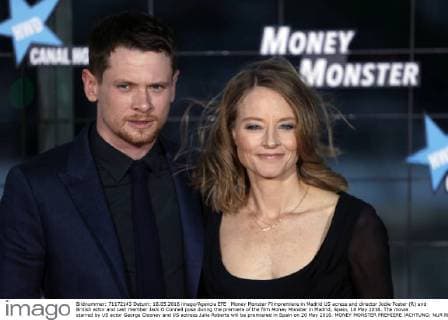 Money Monster Filmpremiere in Madrid US acress and director Jodie Foster (R) and British actor and cast member Jack O Connell pose during the premiere of the film Money Monster in Madrid, Spain, 18 May 2016. The movie starred by US actor George Clooney and US actress Julia Roberts will be premiered in Spain on 20 May 2016. MONEY MONSTER PREMIERE !ACHTUNG: NUR REDAKTIONELLE NUTZUNG!  20160519-635992486037369744