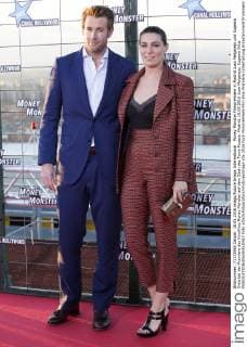Money Monster Filmpremiere in Madrid Juan Melgarejo und Eugenia Ortiz bei der Premiere des Kinofilms Money Monster auf dem Dach des Torre Picasso. Madrid, 18.05.2016 Juan Melgarejo, Eugenia Ortiz  Foto:xDyDxFotografosx xFuturexImage