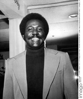RICHARD ROUNDTREE.1973. A1696. - ZUMAg49_