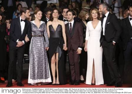 69. Festival de Cannes: It s Only the End of the World - Juste la Fin du Monde Filmpremiere Gaspard Ulliel, Lea Seydoux, Marion Cotillard, Xavier Dolan, Nathalie Baye and Vincent Cassel attending the Juste la fin du monde premiere during the 69th Cannes Film Festival at the Palais des Festivals in Cannes on May 19, 2016 Foto:xG.xTellierx xFuturexImage
